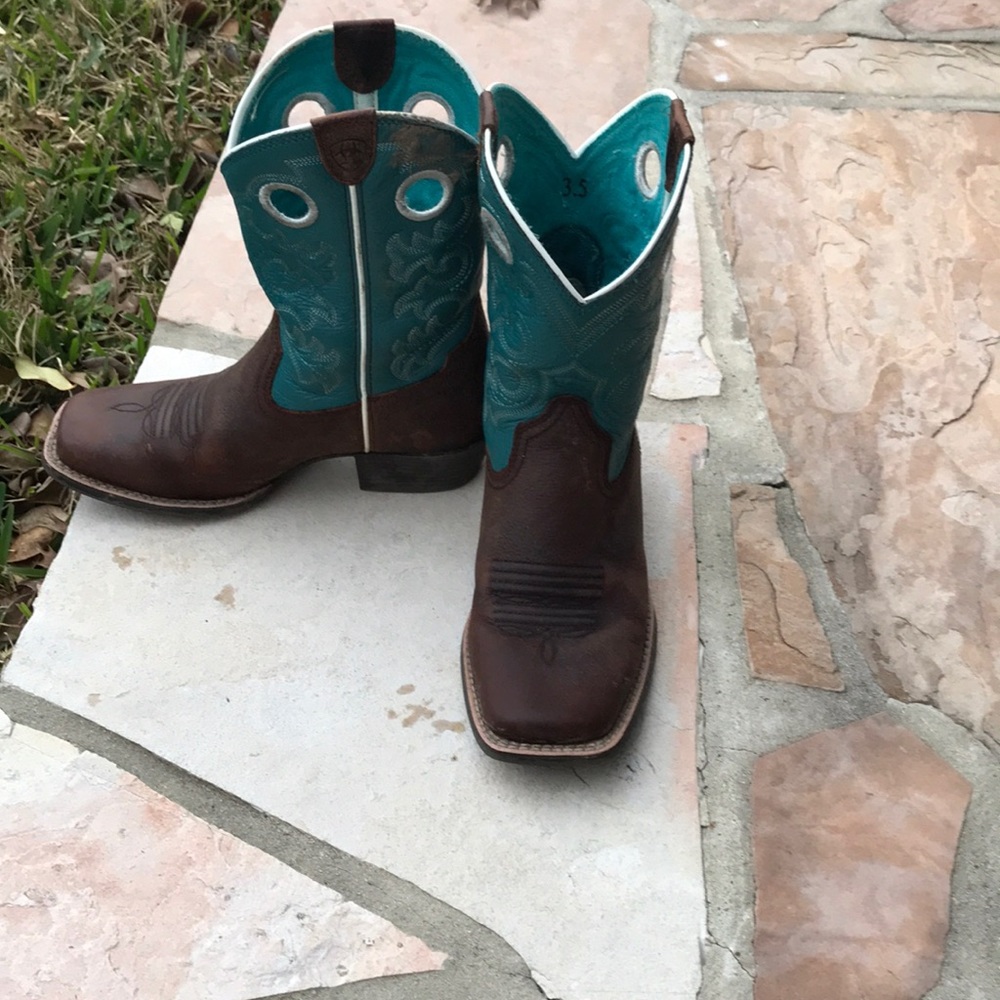 Ariat teal cowboy boots